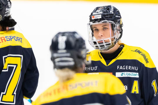 s Ebba Berglund deppar
