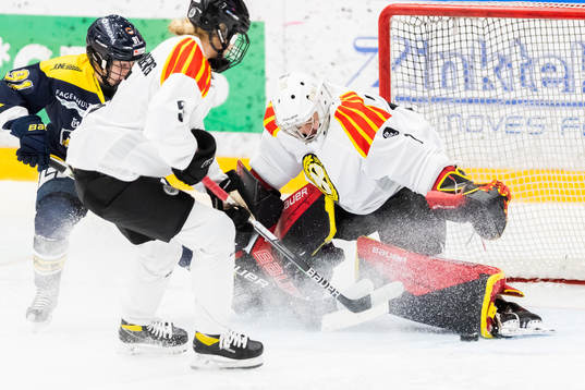 Brynäs målvakt Evelina Mäkinen