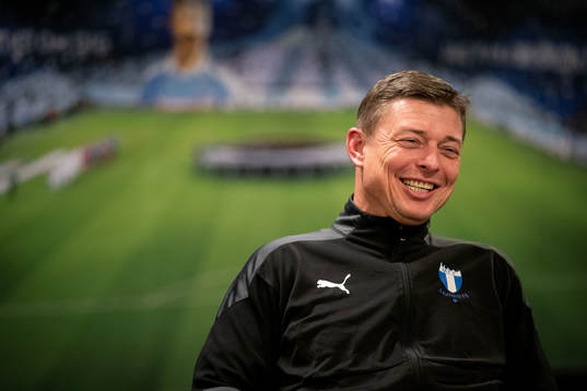 Tränare Jon Dahl Tomasson