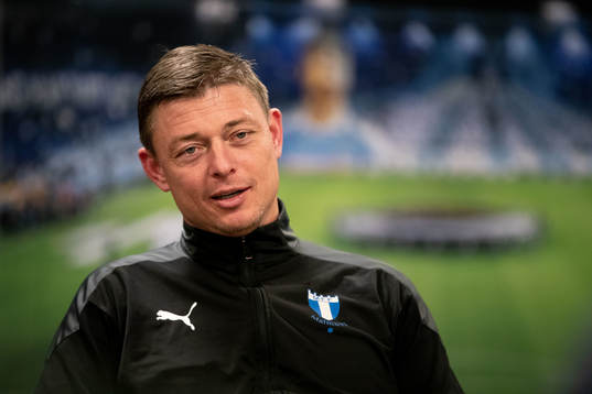 Tränare Jon Dahl Tomasson