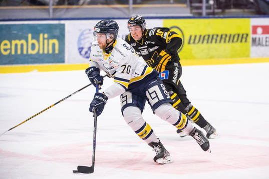 s Marcus Davidsson och Västerås Filip Karlsson