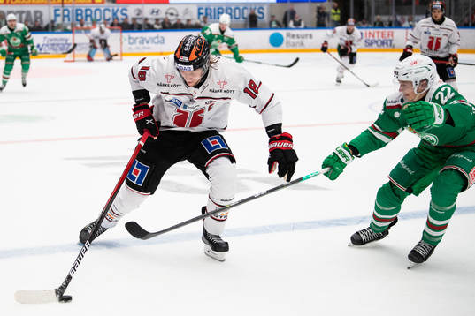 Rögles Samuel Jonsson och Örebros Rodrigo Abols