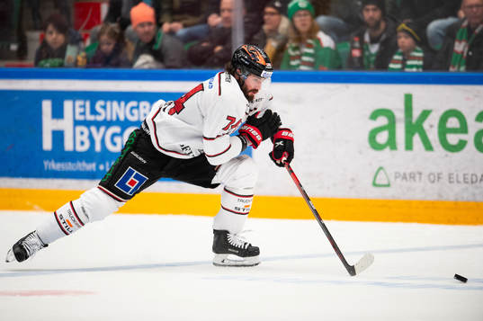 Örebros Nick Ebert