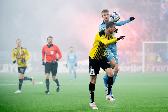 Häckens Johan Hammar och Djurgårdens Kalle Holmberg