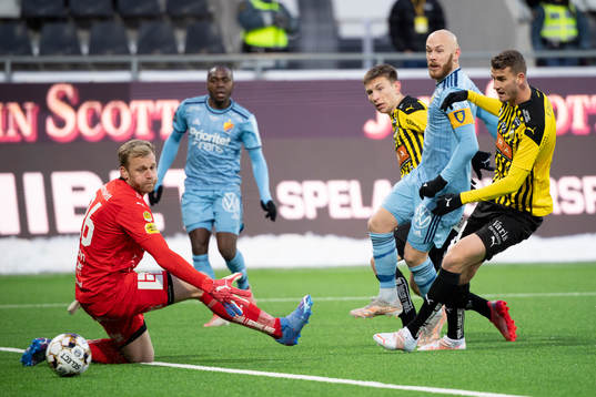 Djurgårdens Magnus Eriksson gör 0-1