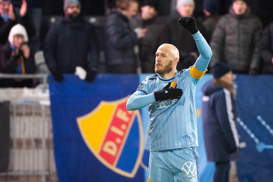 Djurgårdens Magnus Eriksson tackar fansen