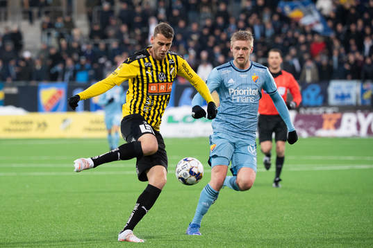 Häckens Johan Hammar och Djurgårdens Kalle Holmberg