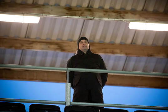Daniel Kindberg på läktaren