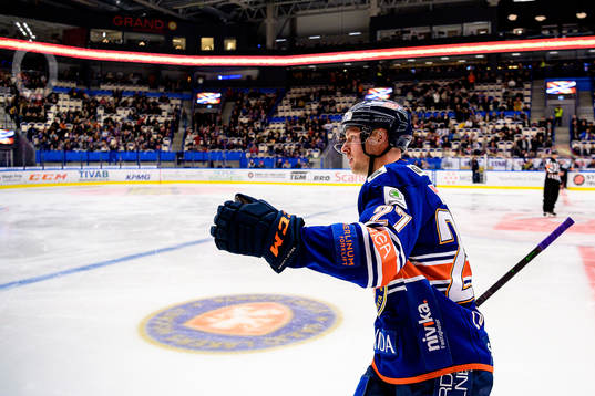 Växjös Martin Lundberg jublar