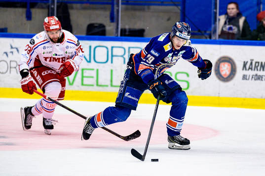 Timrås Robin Hanzl och Växjös Pontus Holmberg