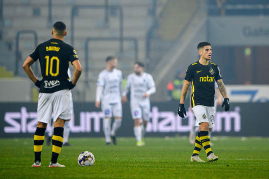 s Nabil Bahoui och Nicolas Stefanelli deppar