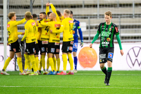 Varbergs Alexander Johansson deppar