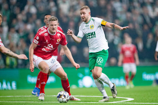 Kalmars Johan Stenmark och Hammarbys Darijan Bojanic