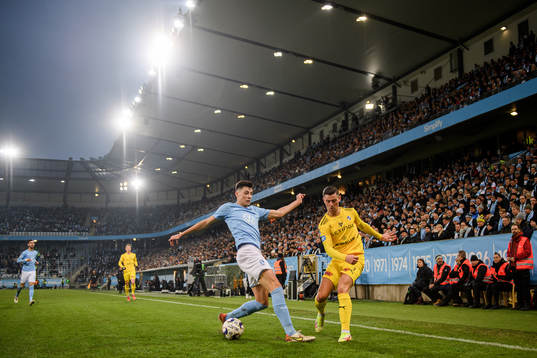 Malmö FFs Anel Ahmedhodzic och Halmstads Marcus Antonsson