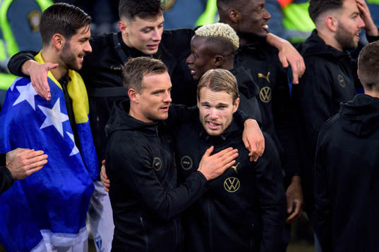 Malmö FFs Eric Larsson och Oscar Lewicki jublar