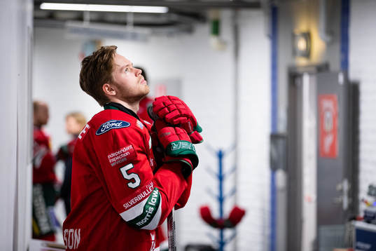 Frölundas Filip Johansson innan ishockeymatchen i SHL