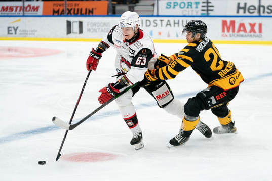 Malmö Redhawks Fredrik Händemark och Skellefteås Simon