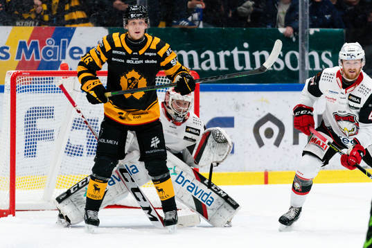 Skellefteås Linus Lindström och Malmö Redhawks målvakt