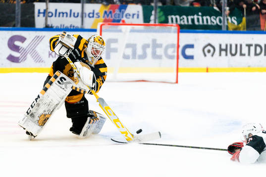 Skellefteås målvakt Gustaf Lindvall