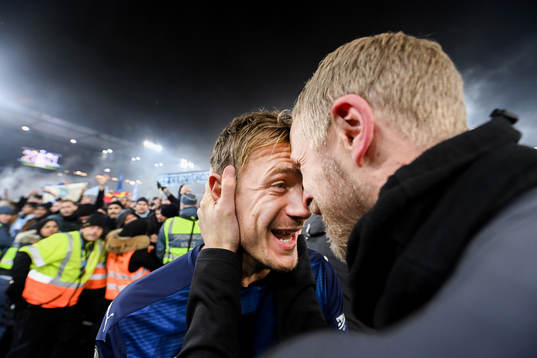 Malmö FFs målvakt Johan Dahlin jublar