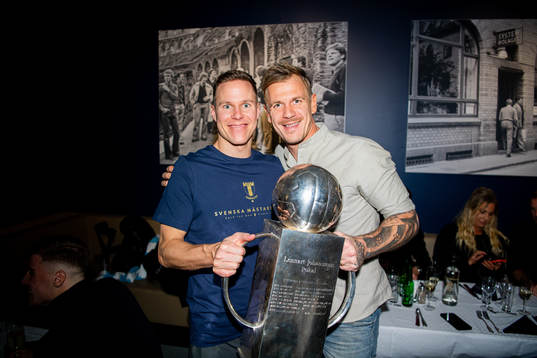 Malmö FFs Niklas Moisander och målvakt Johan Dahlin