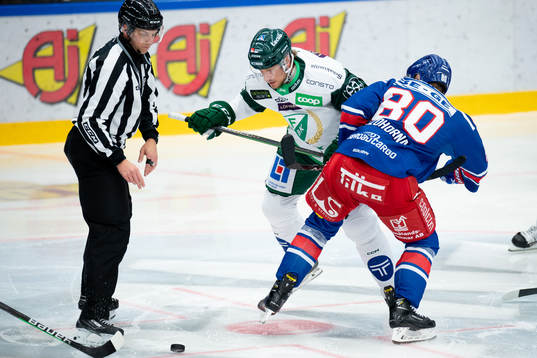 Färjestads Jacob de la Rose och Oskarshamns Tomas Zohorna