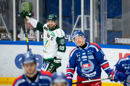 Färjestads Linus Johansson jublar