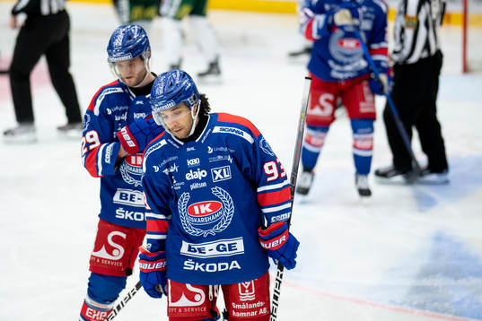 Oskarshamns Kim Rosdahl och Cameron Brace deppar