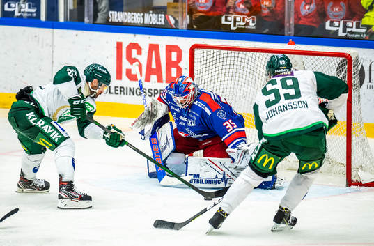 Färjestads Martin Johansson och Linus Johansson mot