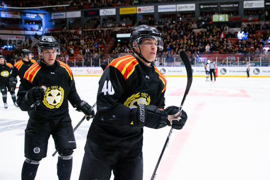Brynäs Tomi Sallinen jublar