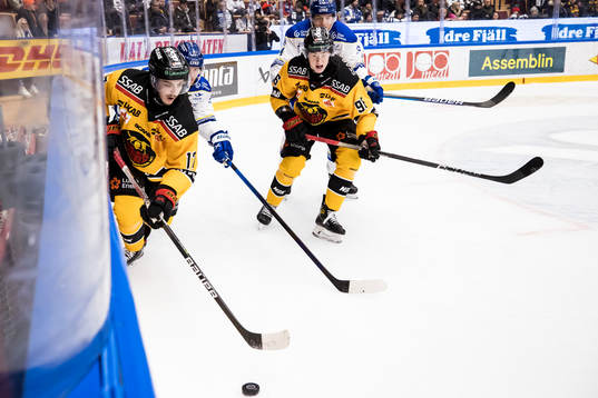 Luleås Isac Brännström och Luleås Pontus Andreasson och