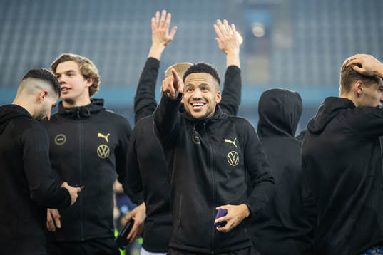 Martin Olsson jublar