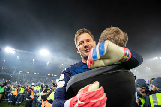 Malmö FFs målvakt Johan Dahlin jublar