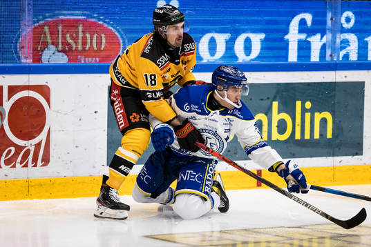 Luleås Sami Lepistö och Leksands Max Veronneau