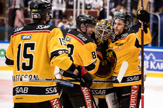 Luleås målvakt Joel Lassinantti jubel