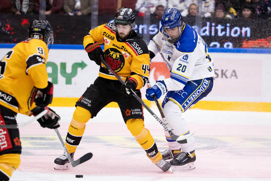 Luleås Jonathan Andersson och Leksands Lian Bichsel