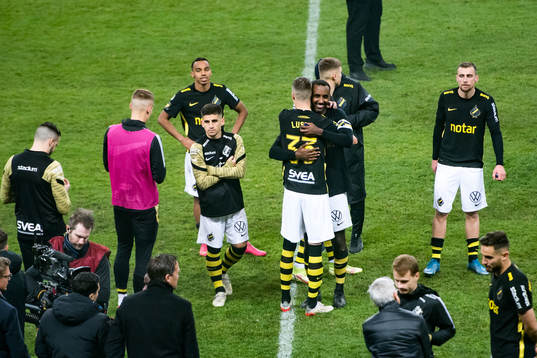 s Mikael Lustig och Henok Goitom