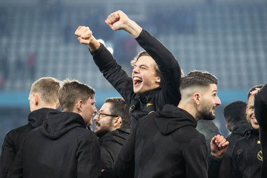 Malmö FFs målvakt Melker Ellborg jublar