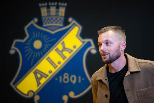 s Sebastian Larsson