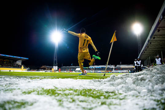 Amahl Pellegrino of Bodø/Glimt takes a corner kick