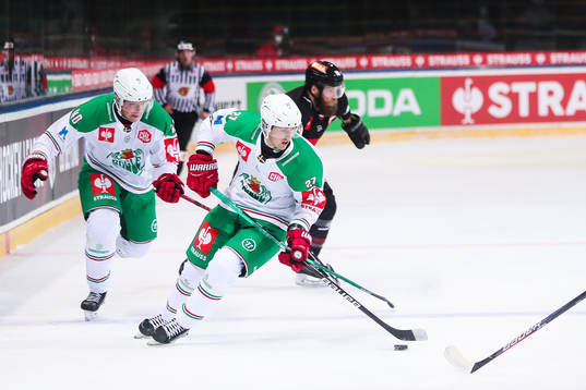 Oskar Stål Lyrenäs and Linus Sjödin of Rögle