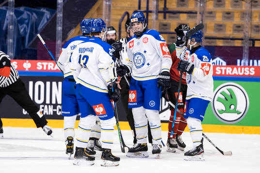 Leksands Lian Bichsel celebrating
