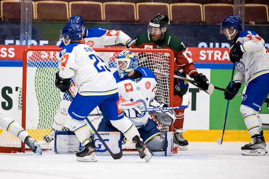 goalkeeper Axel Brage  of Leksand