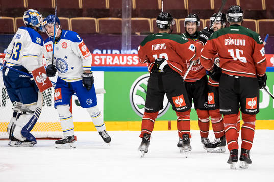 Frölundas celebrating