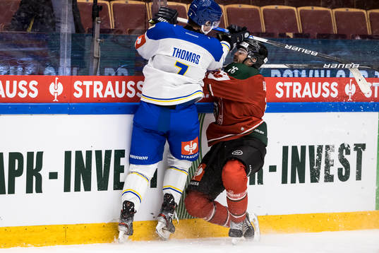 Ben Thomas  of Leksand and Stefan Elliot of Frölunda