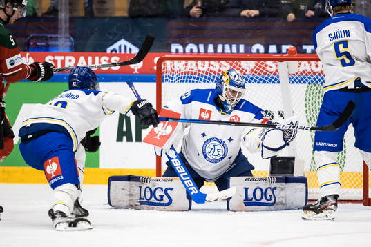 goalkeeper Axel Brage  of Leksand