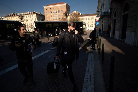Jon Dahl Tomasson, head coach arrives at the hotel