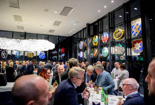 Klubbmärken för lag representerade i Allsvenskan och