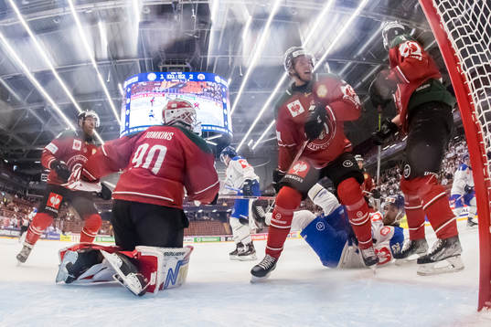 Carter Camper  of Leksand and Filip Johansson of Frölunda