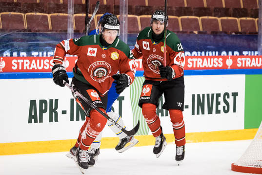 Johan Sundström of Frölunda  and Johan Sundström